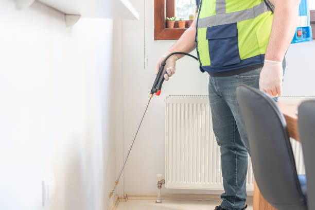 Best Mosquito Control Services  in Plymouth, WI